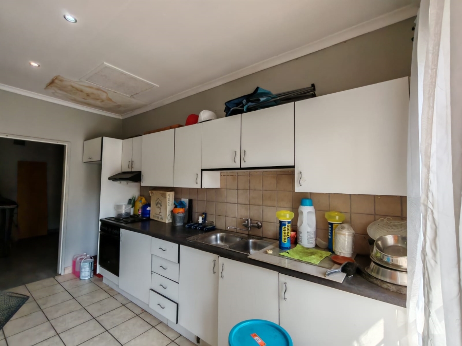 4 Bedroom Property for Sale in Risiville Gauteng