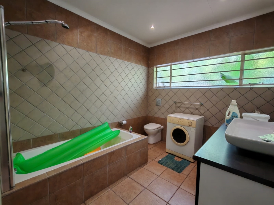 4 Bedroom Property for Sale in Risiville Gauteng