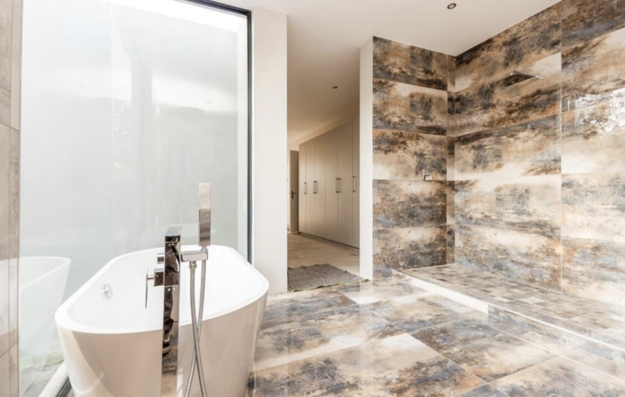 4 Bedroom Property for Sale in Bryanston Gauteng