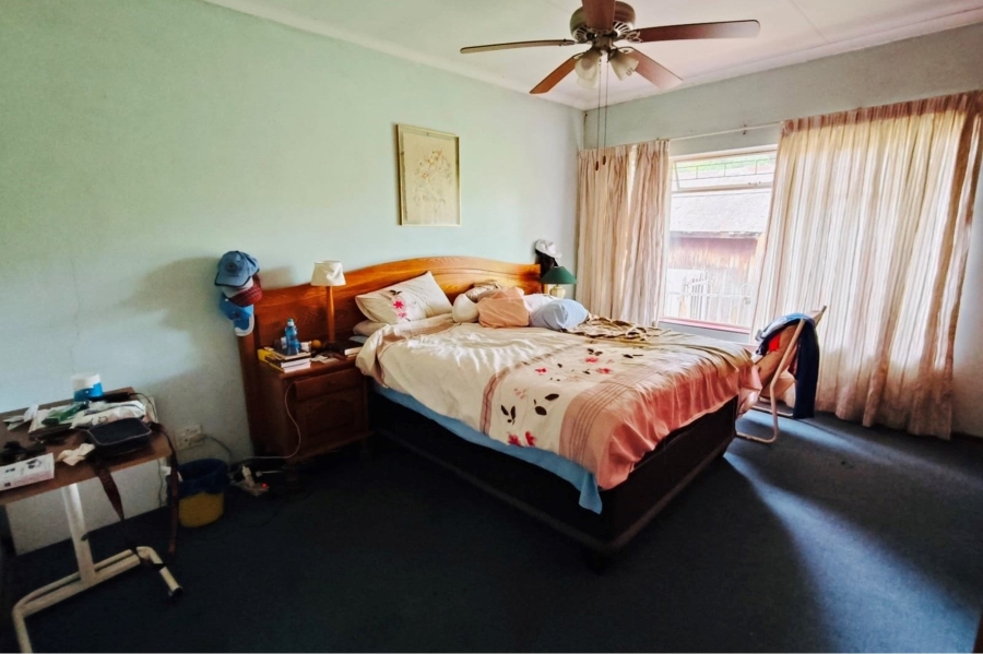 4 Bedroom Property for Sale in Elardus Park Gauteng