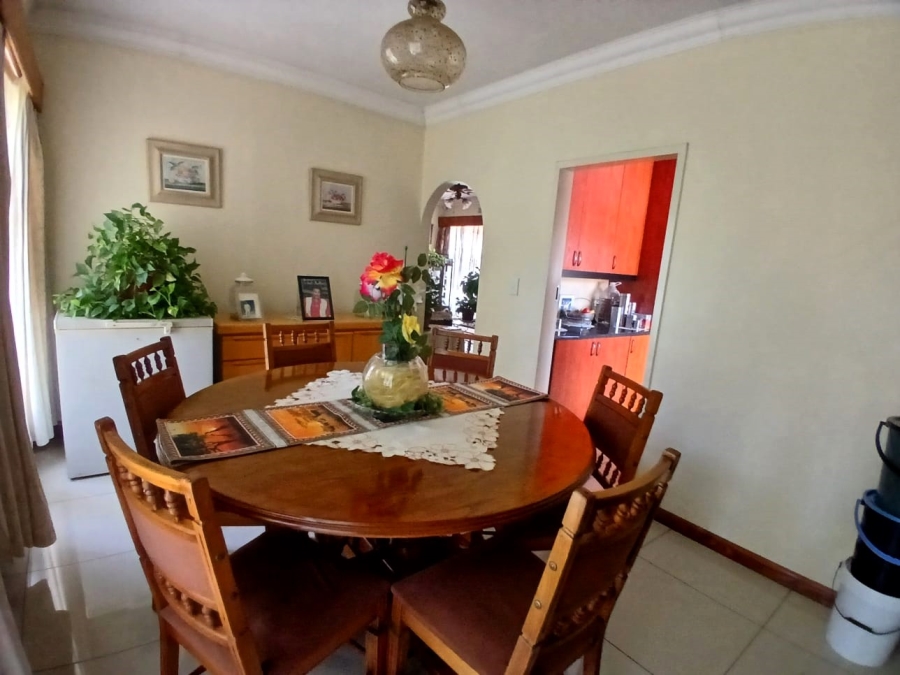 4 Bedroom Property for Sale in Birchleigh North Gauteng