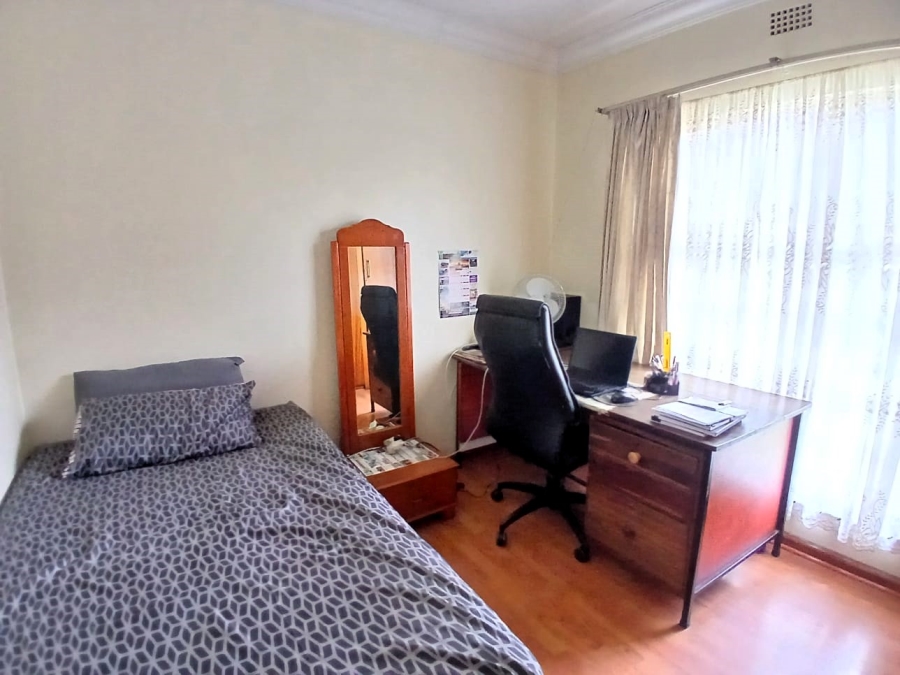 4 Bedroom Property for Sale in Birchleigh North Gauteng