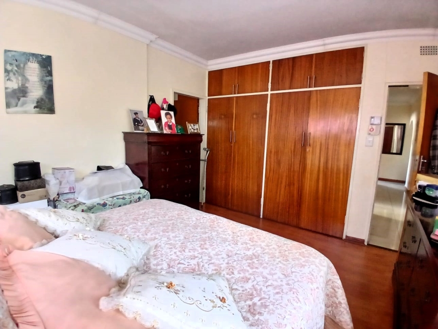 4 Bedroom Property for Sale in Birchleigh North Gauteng