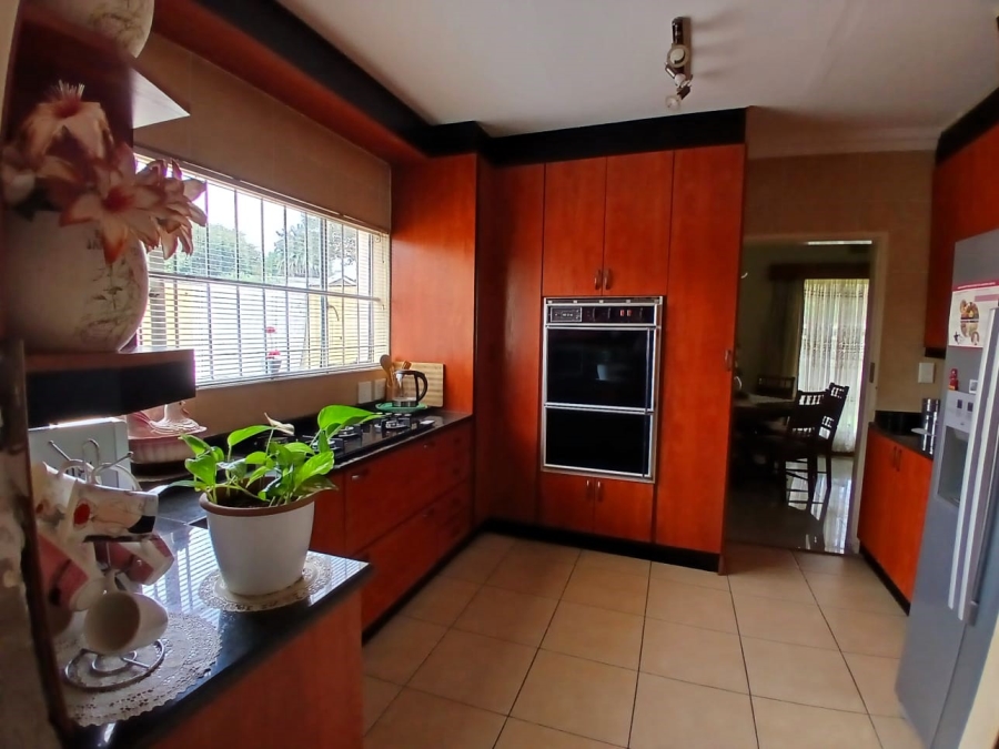 4 Bedroom Property for Sale in Birchleigh North Gauteng