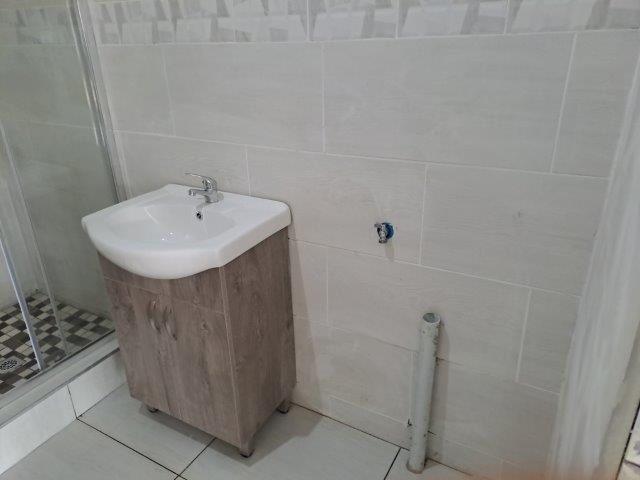 To Let 1 Bedroom Property for Rent in Eastleigh Ridge Gauteng