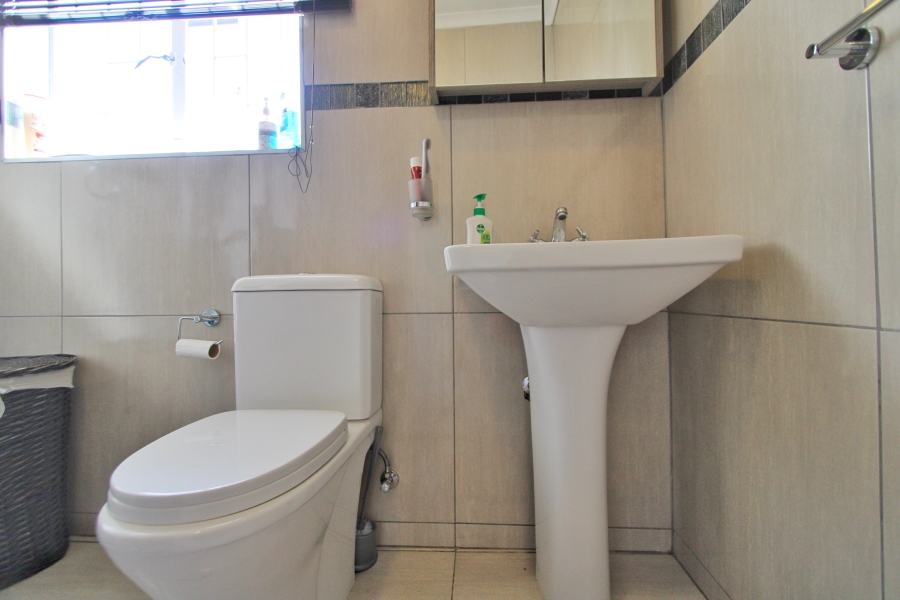 3 Bedroom Property for Sale in Halfway Gardens Gauteng