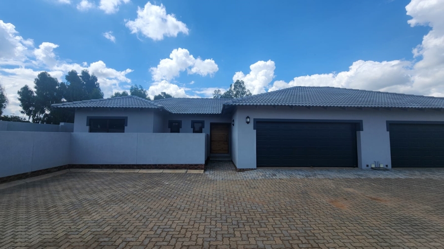 3 Bedroom Property for Sale in Brentwood Gauteng