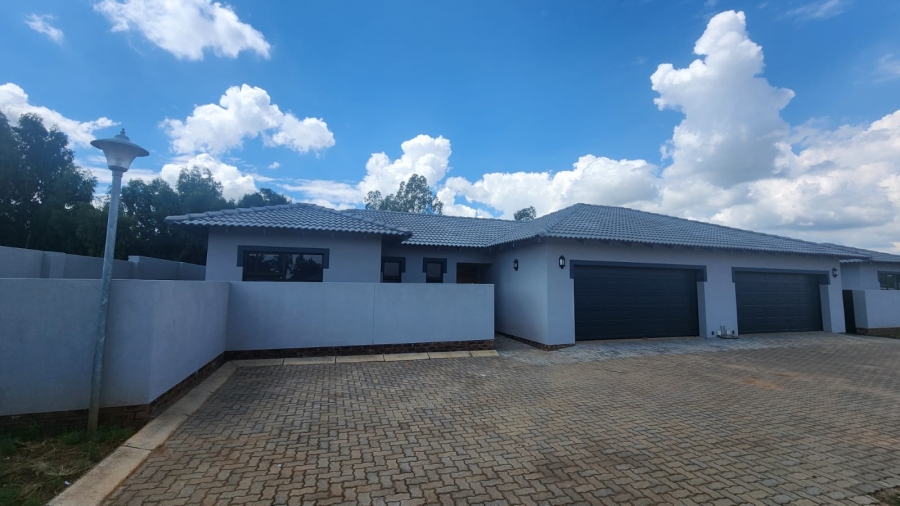 3 Bedroom Property for Sale in Brentwood Gauteng