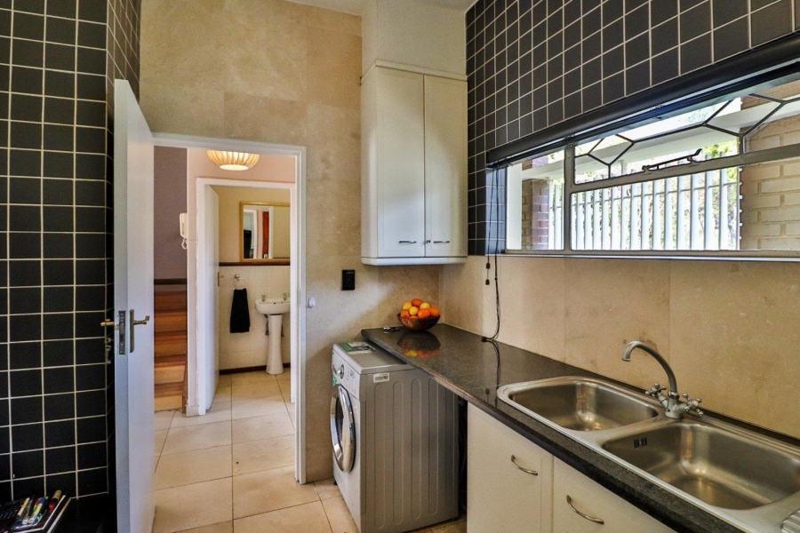 3 Bedroom Property for Sale in Atholl Gauteng