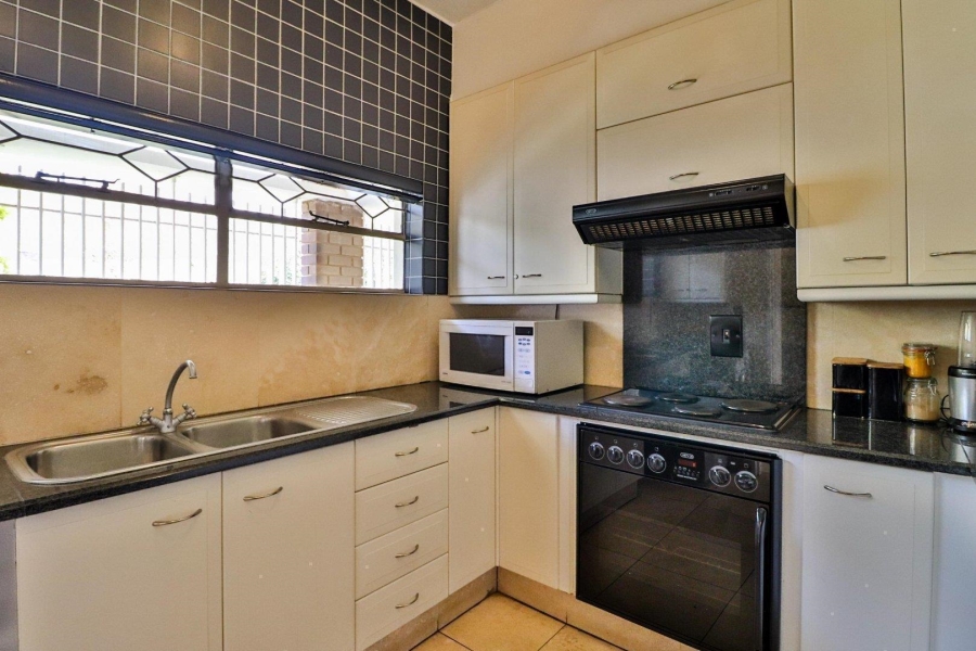 3 Bedroom Property for Sale in Atholl Gauteng