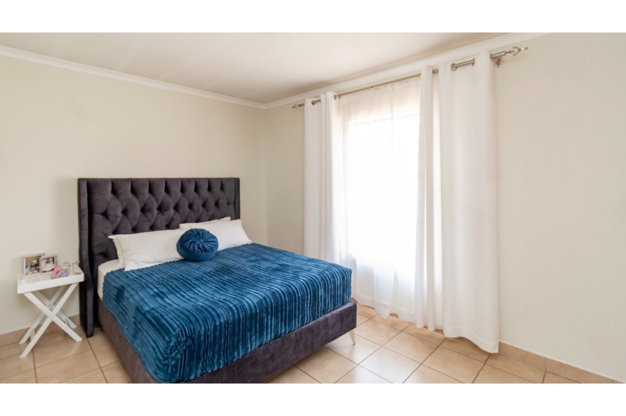 2 Bedroom Property for Sale in Thatch Hill Estate Gauteng