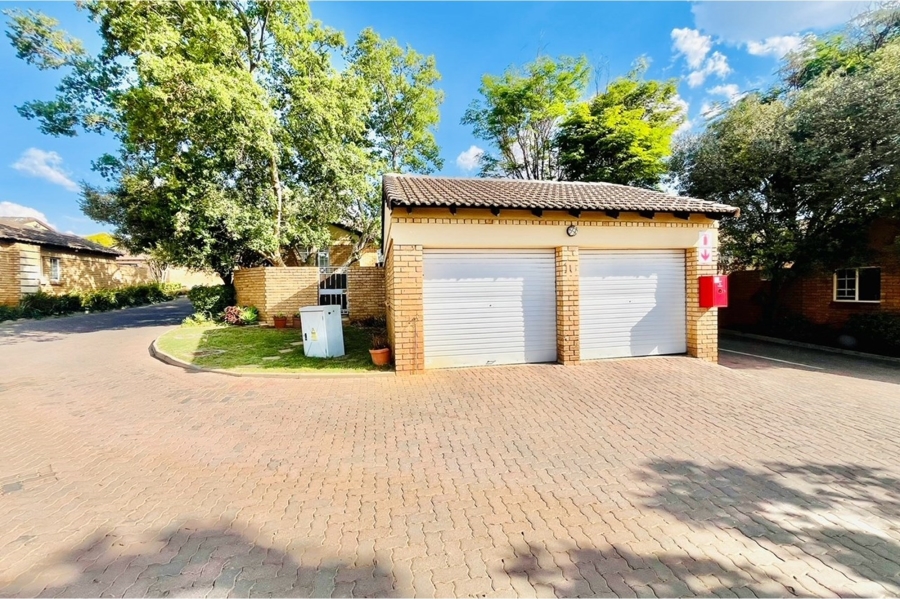 3 Bedroom Property for Sale in Moreleta Park Gauteng