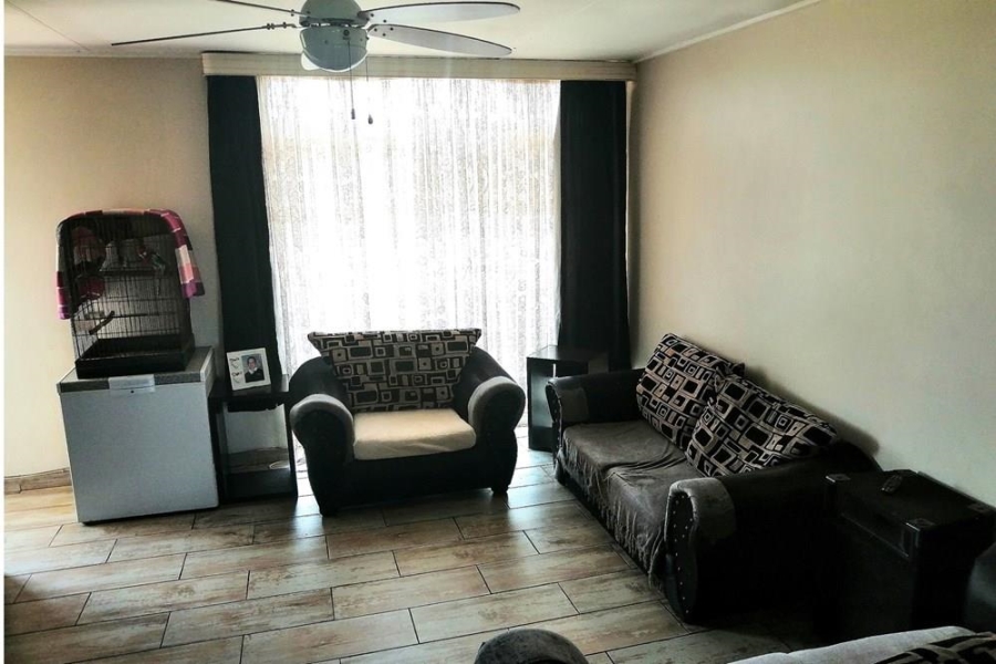 2 Bedroom Property for Sale in Vanderbijlpark SE 1 Gauteng