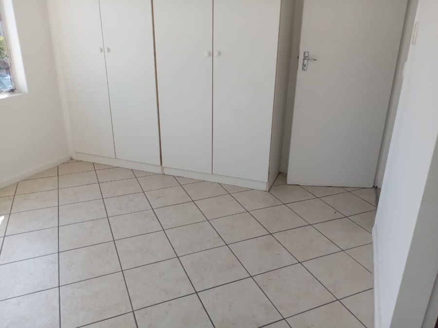 To Let 2 Bedroom Property for Rent in Vorna Valley Gauteng