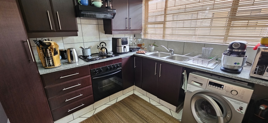 2 Bedroom Property for Sale in Meyersdal Gauteng