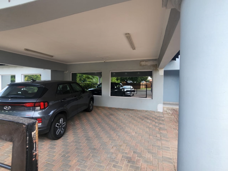 1 Bedroom Property for Sale in Sunward Park Gauteng