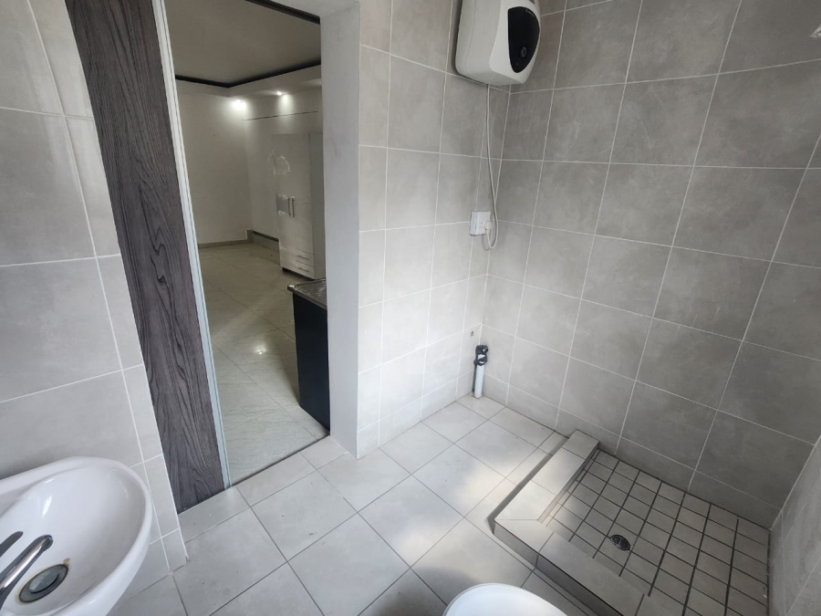 1 Bedroom Property for Sale in Sunward Park Gauteng