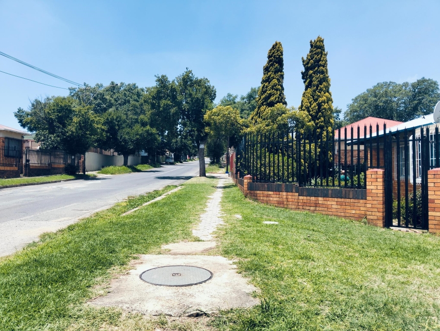 3 Bedroom Property for Sale in Rosettenville Gauteng