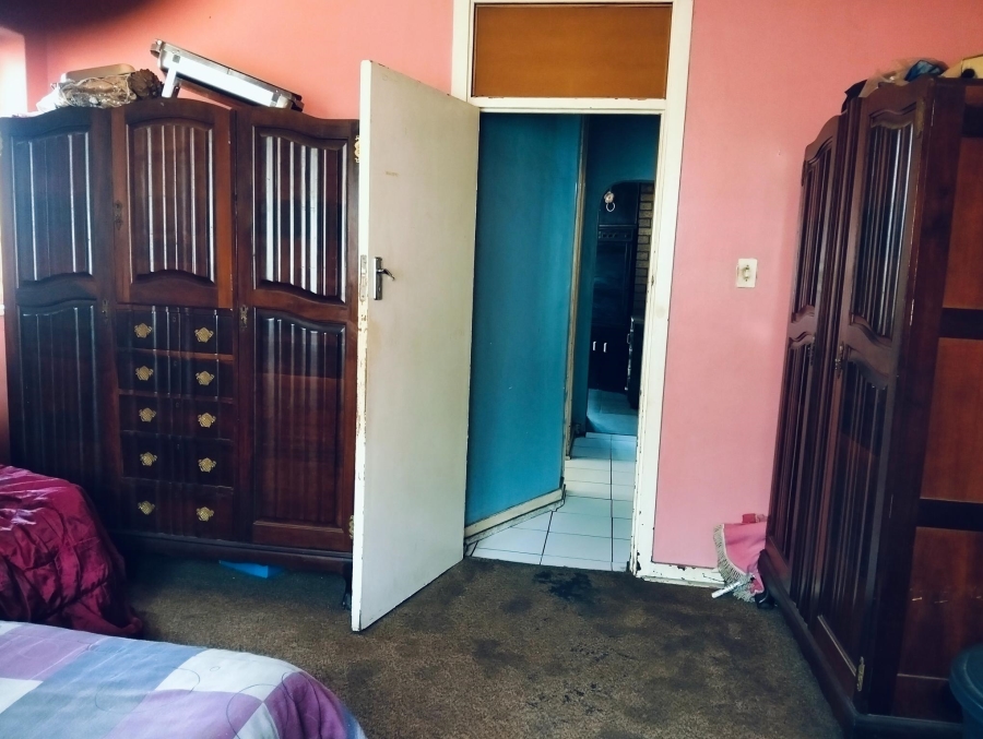 3 Bedroom Property for Sale in Rosettenville Gauteng