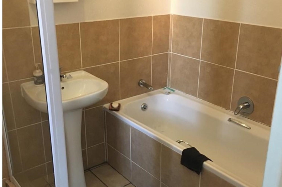 2 Bedroom Property for Sale in Pomona Gauteng