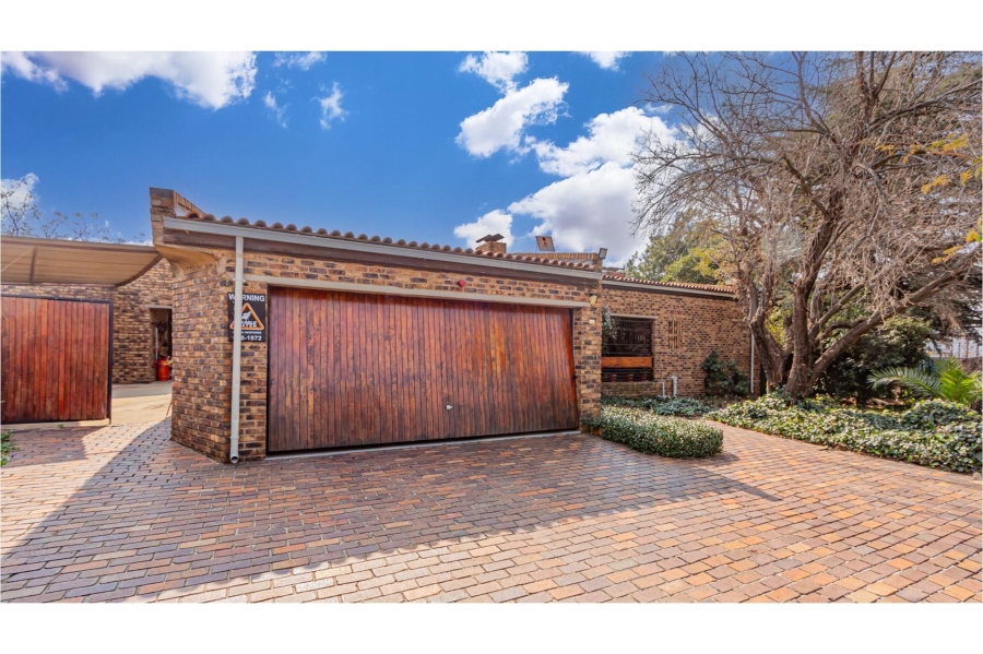 4 Bedroom Property for Sale in Northcliff Gauteng