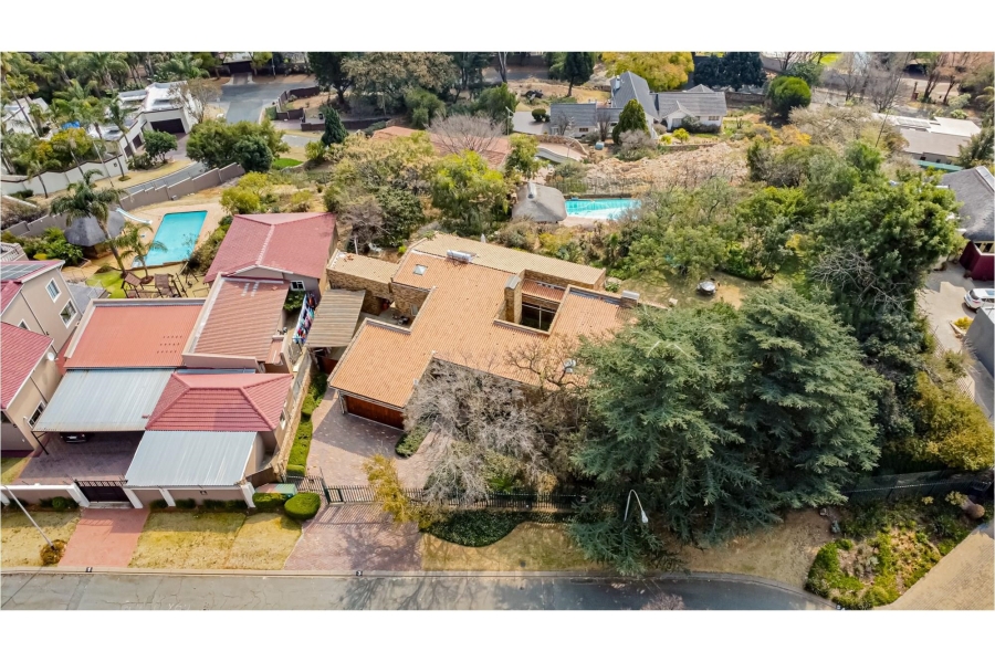 4 Bedroom Property for Sale in Northcliff Gauteng