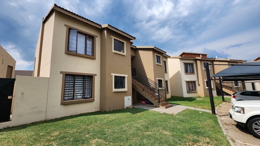 2 Bedroom Property for Sale in Montana Gauteng