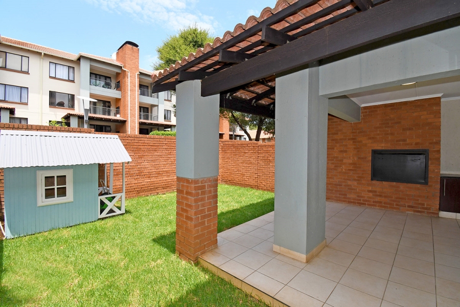 2 Bedroom Property for Sale in Greenstone Hill Gauteng