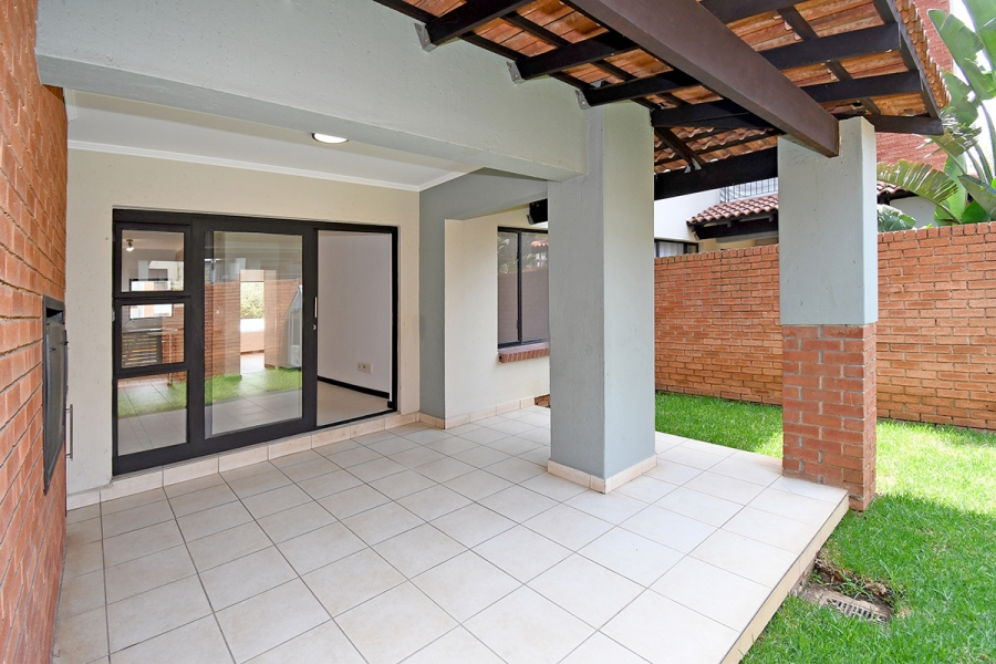 2 Bedroom Property for Sale in Greenstone Hill Gauteng