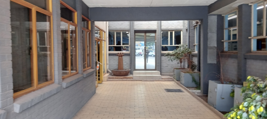 To Let commercial Property for Rent in Cleveland Gauteng