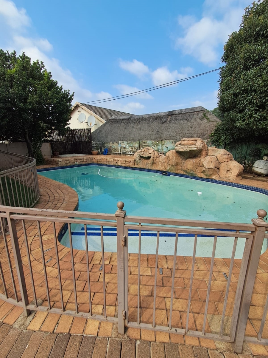 3 Bedroom Property for Sale in Randhart Gauteng