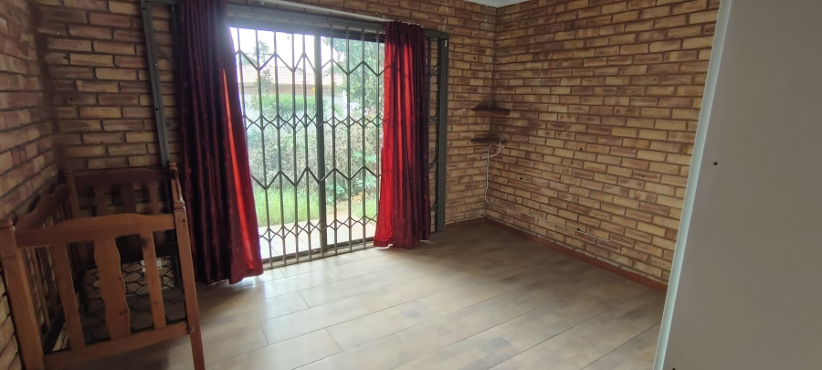 3 Bedroom Property for Sale in Lambton Gauteng