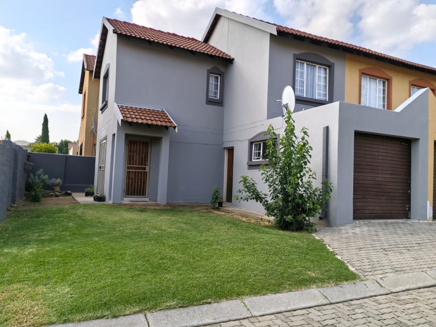 2 Bedroom Property for Sale in Bergsig Gauteng