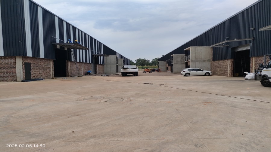 To Let commercial Property for Rent in North Riding Gauteng