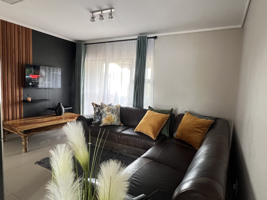 2 Bedroom Property for Sale in Montana Tuine Gauteng