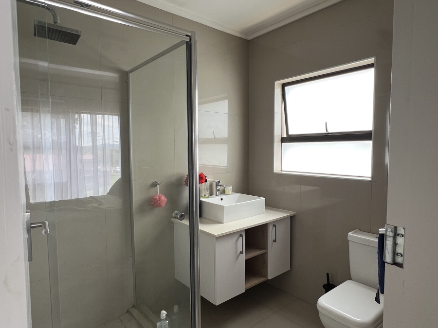 2 Bedroom Property for Sale in Montana Tuine Gauteng