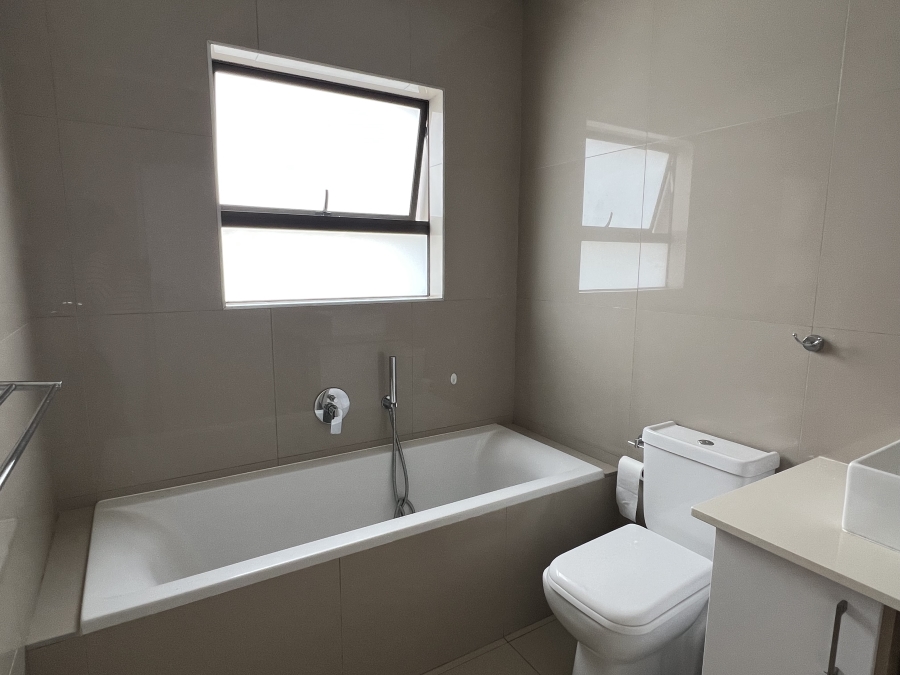 2 Bedroom Property for Sale in Montana Tuine Gauteng