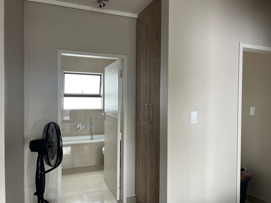 2 Bedroom Property for Sale in Montana Tuine Gauteng