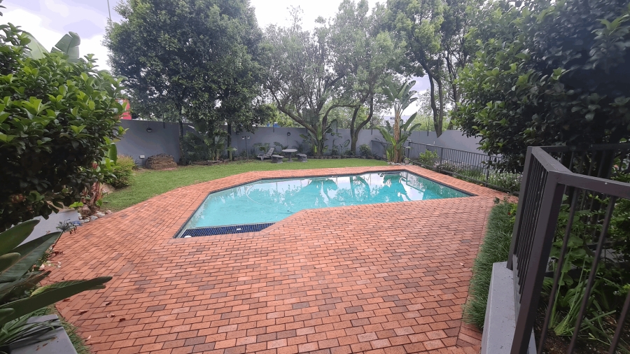 2 Bedroom Property for Sale in Morningside Gauteng