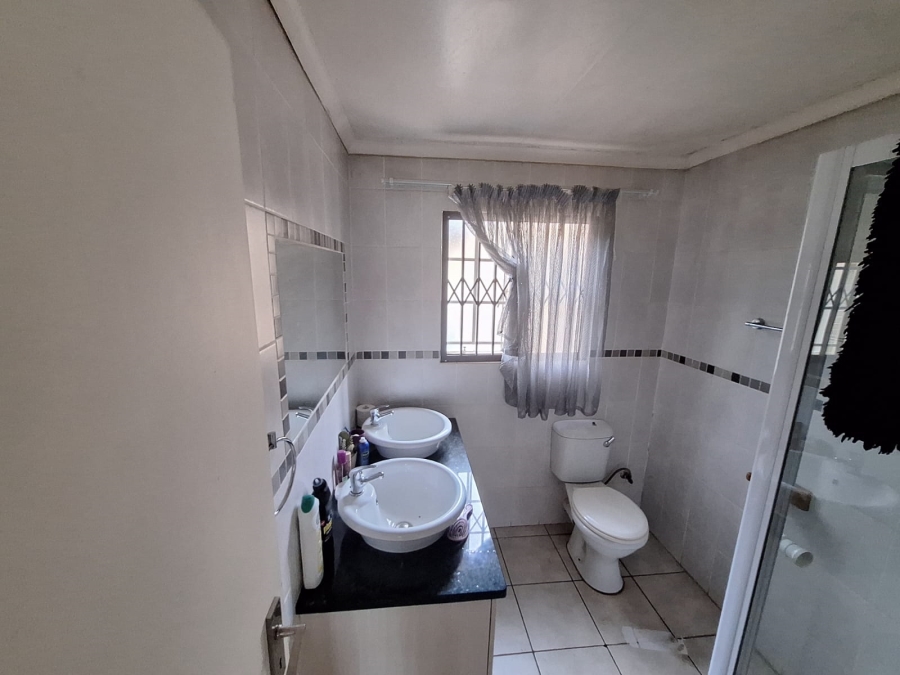 3 Bedroom Property for Sale in Valhalla Gauteng