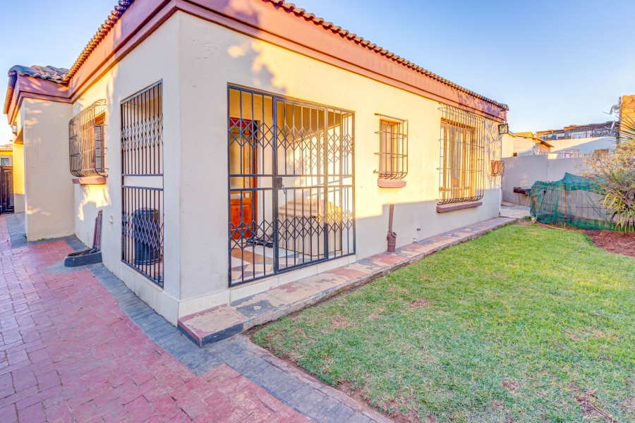 To Let 3 Bedroom Property for Rent in Cosmo City Gauteng