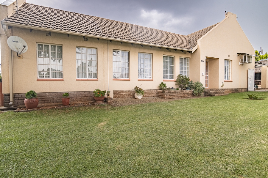 3 Bedroom Property for Sale in Groblerpark Gauteng