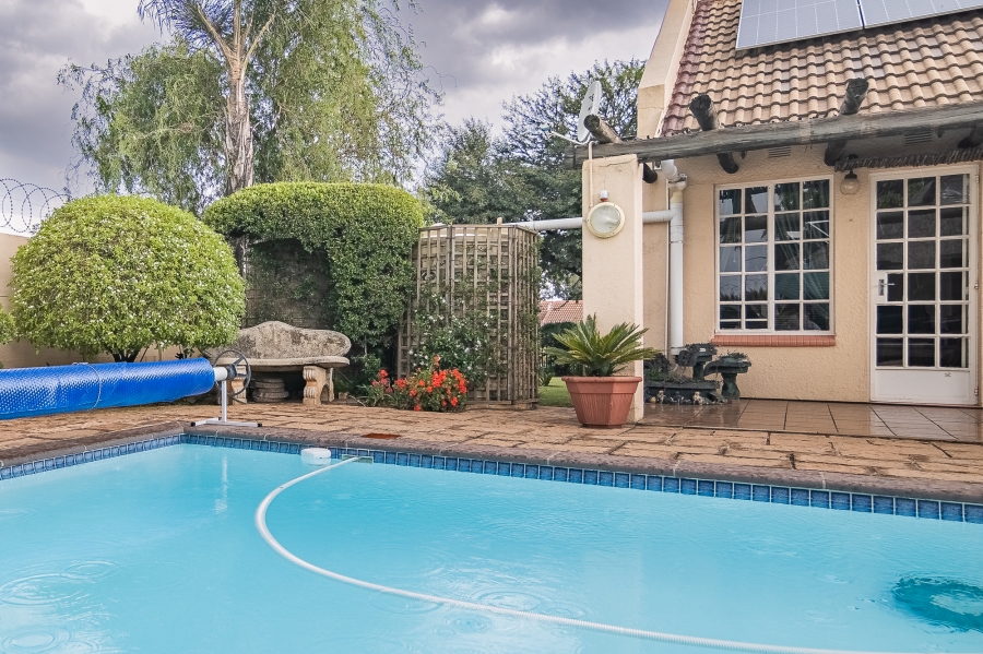 3 Bedroom Property for Sale in Groblerpark Gauteng