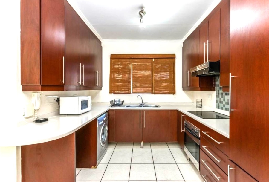 2 Bedroom Property for Sale in Sunninghill Gauteng