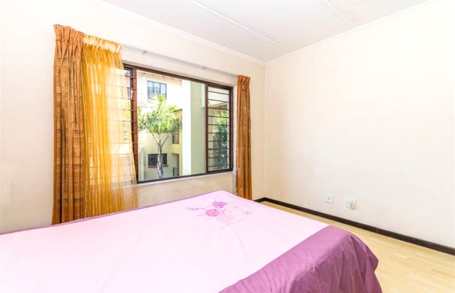 2 Bedroom Property for Sale in Sunninghill Gauteng