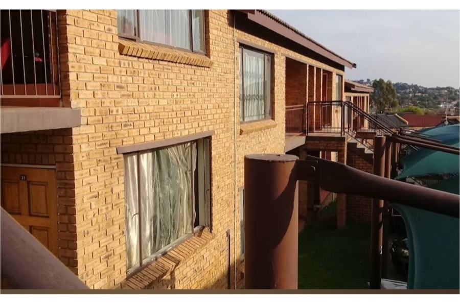 To Let 2 Bedroom Property for Rent in Meredale Gauteng