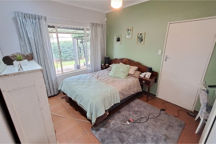 6 Bedroom Property for Sale in Lyttelton Manor Gauteng