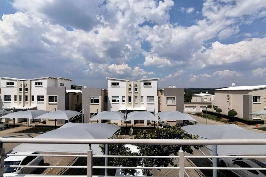 2 Bedroom Property for Sale in Beverley Gauteng