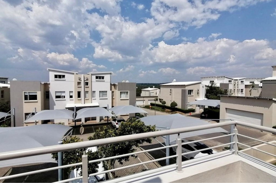 2 Bedroom Property for Sale in Beverley Gauteng