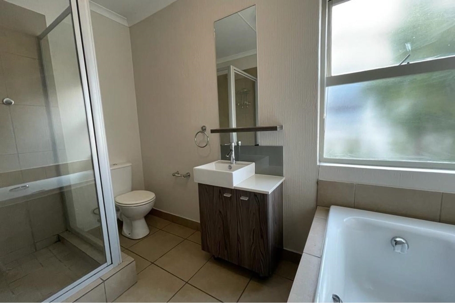 2 Bedroom Property for Sale in Beverley Gauteng